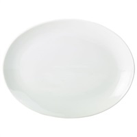 Click for a bigger picture.Genware Porcelain Oval Plate 24cm/9.5"